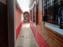 Casa para Venda em Jacareí - 2