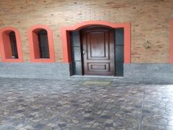 Casa para Venda em Jacareí - 3