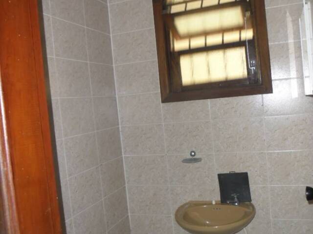Casa para Venda em Jacareí - 3