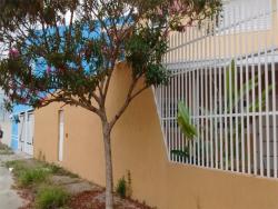 Sobrado para Venda em Jacareí - 4