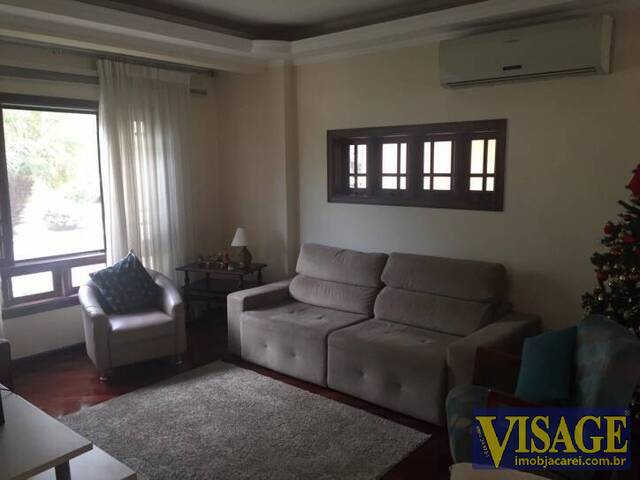 Alto Padrão para Venda em Jacareí - 2