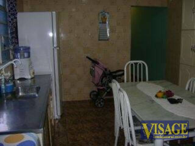 Casa para Venda em Jacareí - 3