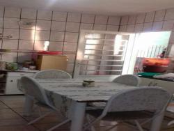 Casa para Venda em Jacareí - 3