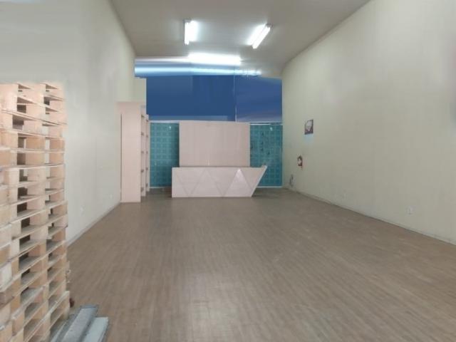 Sala para Venda em Jacareí - 3