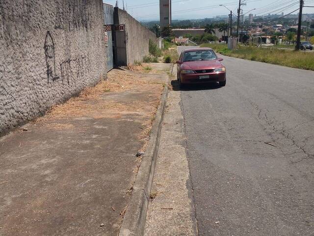 Terreno para Venda em Jacareí - 2