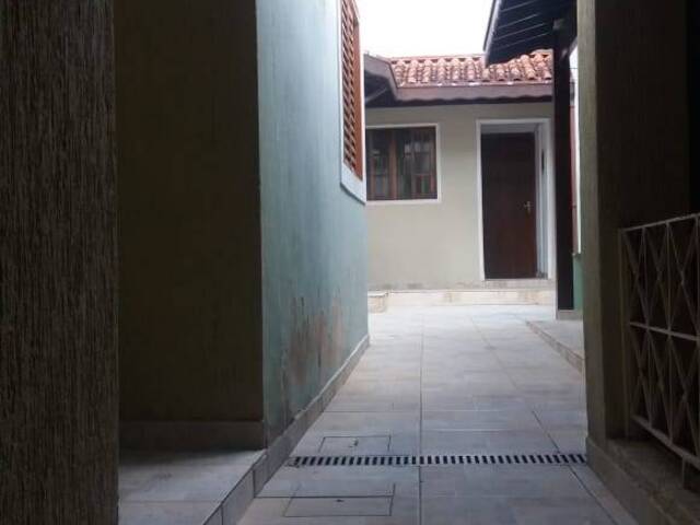 Casa para Venda em Jacareí - 4