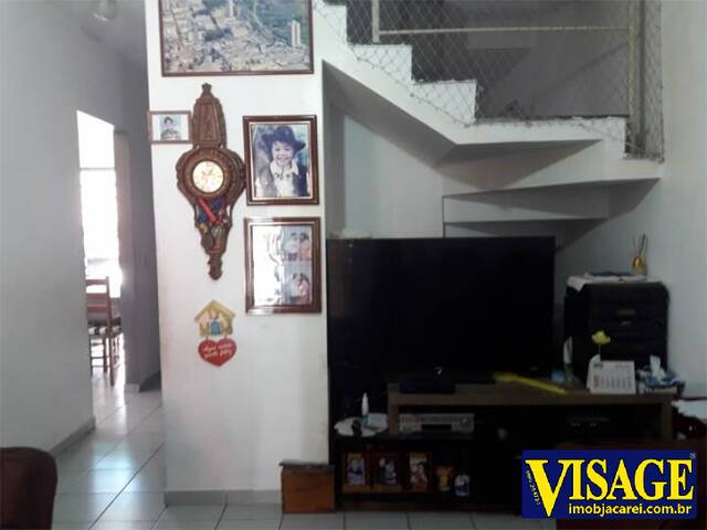 Sobrado para Venda em Jacareí - 4