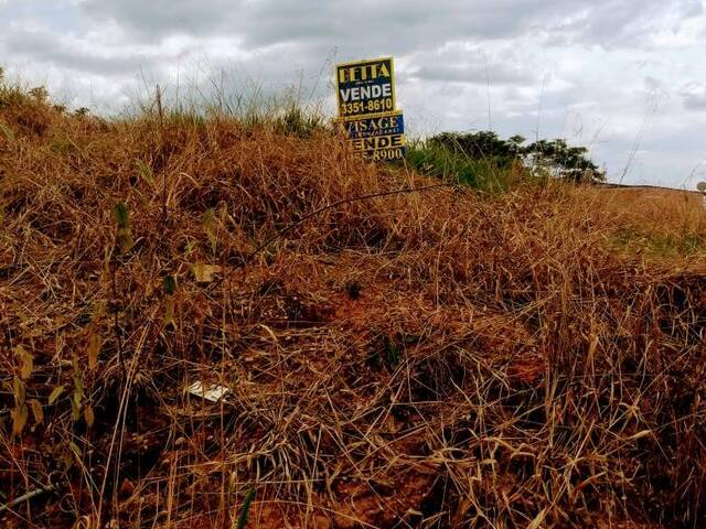 Terreno para Venda em Jacareí - 3