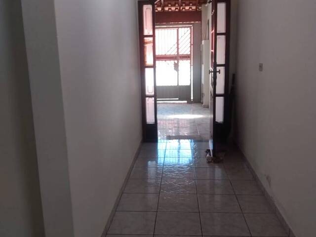 Casa para Locação em Jacareí - 3