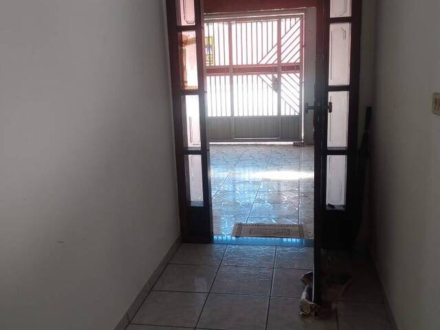Casa para Locação em Jacareí - 2
