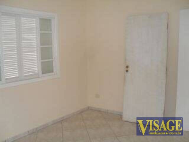 Casa para Venda em Jacareí - 4