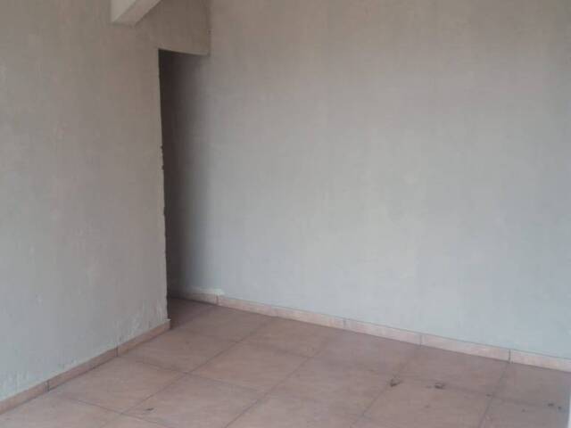 Casa para Venda em Jacareí - 4