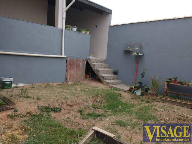 Sobrado para Venda em Jacareí - 3