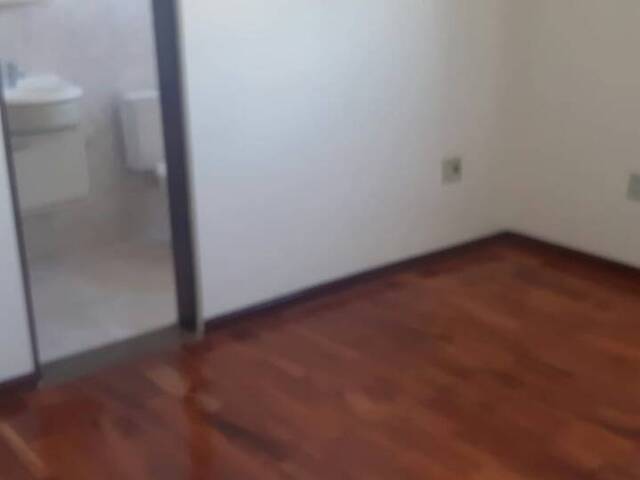 Apartamento para Venda em Jacareí - 5
