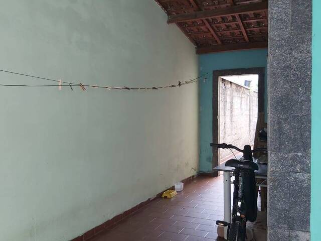 Casa para Venda em Jacareí - 3