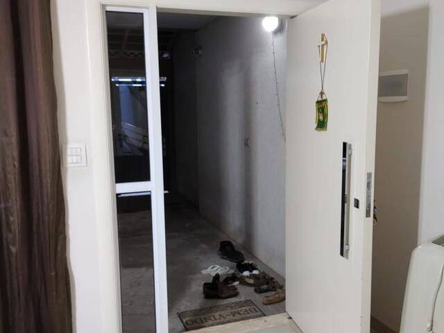 Sobrado para Venda em Jacareí - 5