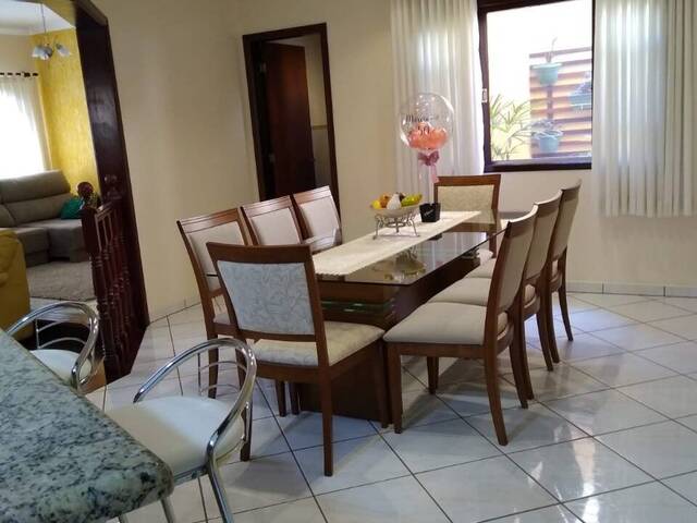 Casa para Venda em Jacareí - 4