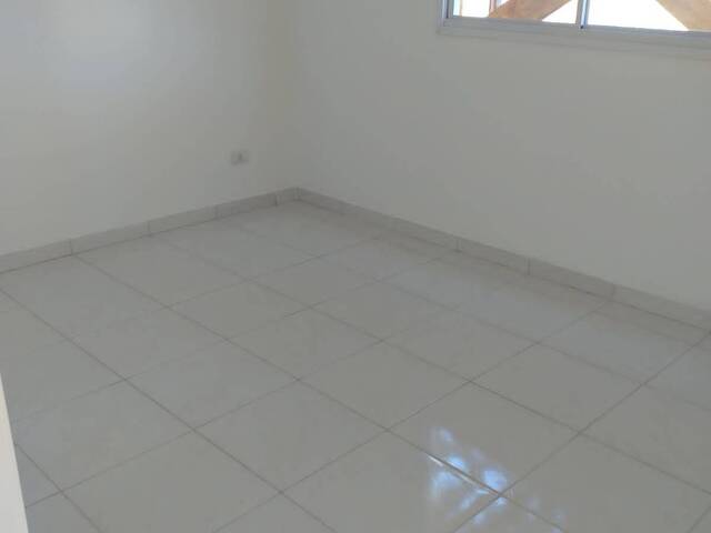 Casa para Venda em Jacareí - 5