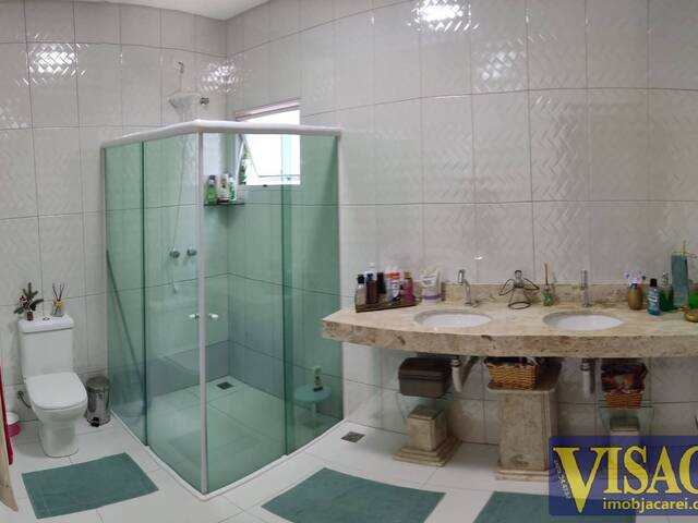 Casa para Venda em Jacareí - 3