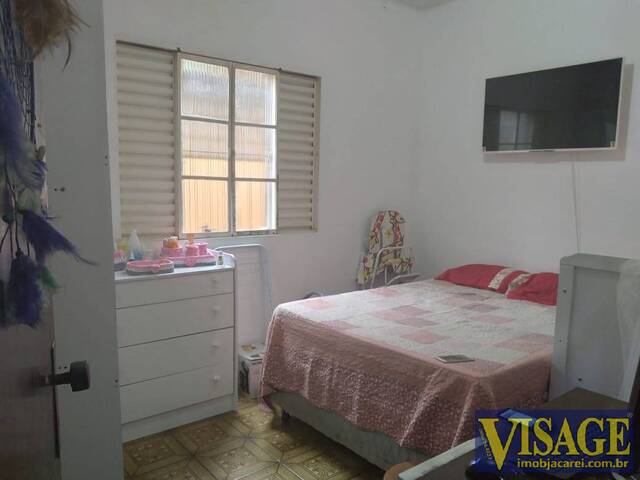 Casa para Venda em São José dos Campos - 4