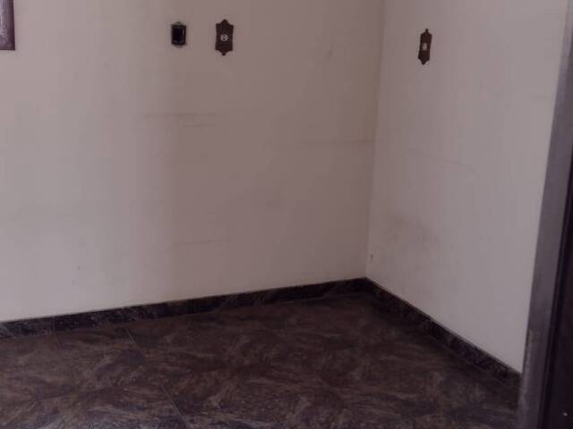 Casa para Venda em Jacareí - 3