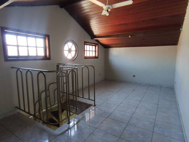 Casa para Venda em Jacareí - 5