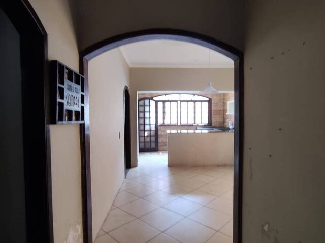 Casa para Venda em Jacareí - 4