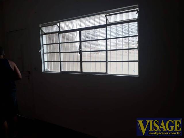 Casa para Venda em Jacareí - 3