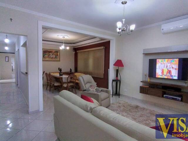 Casa para Venda em Jacareí - 4