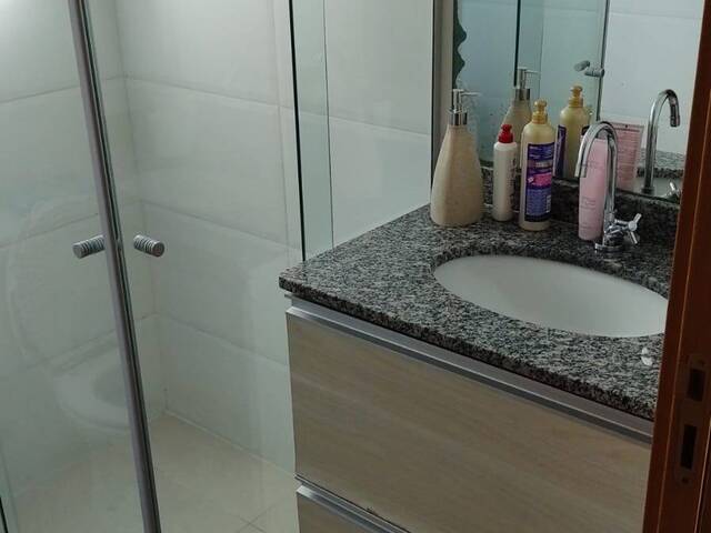 Apartamento para Venda em Jacareí - 2