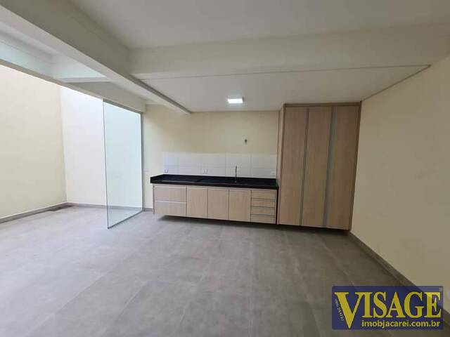 Casa para Venda em Jacareí - 3