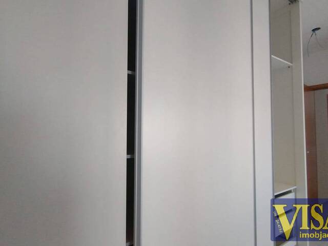 Apartamento para Venda em Jacareí - 3