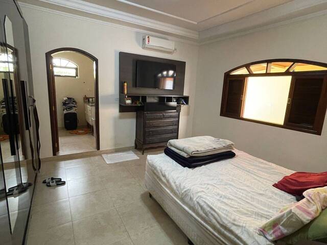 Casa para Venda em Jacareí - 4