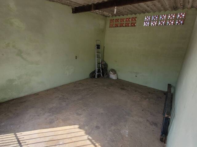Casa para Venda em Jacareí - 3