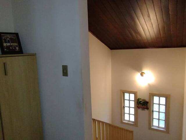 Casa para Venda em Jacareí - 3