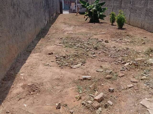 Terreno para Venda em Jacareí - 3