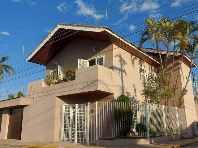 Casa para Venda em Jacareí - 2