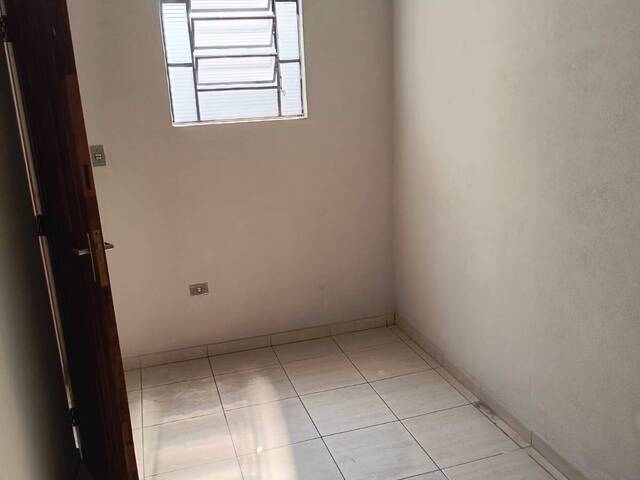 Casa para Venda em Jacareí - 3