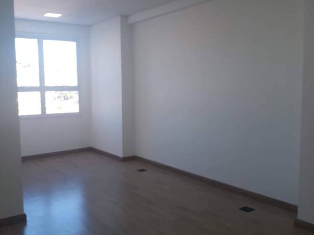 Sala para Venda em Jacareí - 4