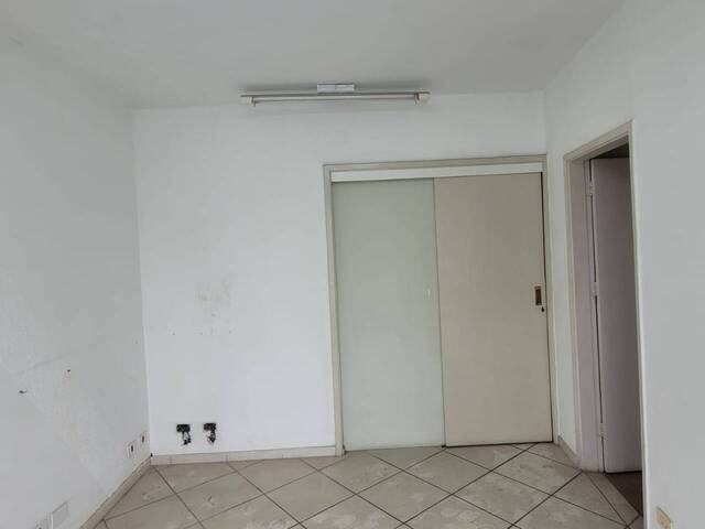 Sala para Locação em Jacareí - 5