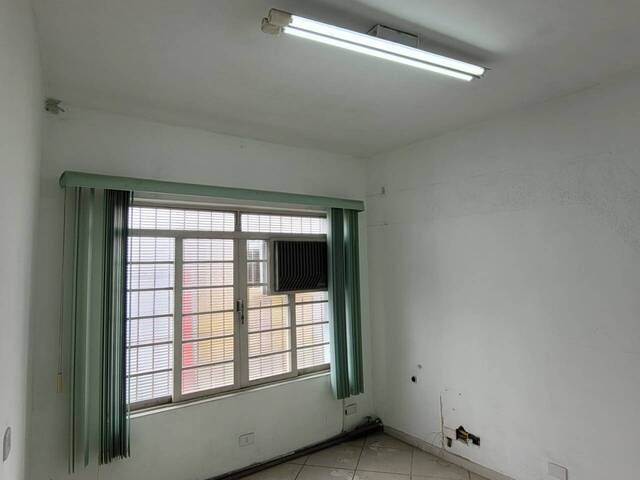 Sala para Locação em Jacareí - 4