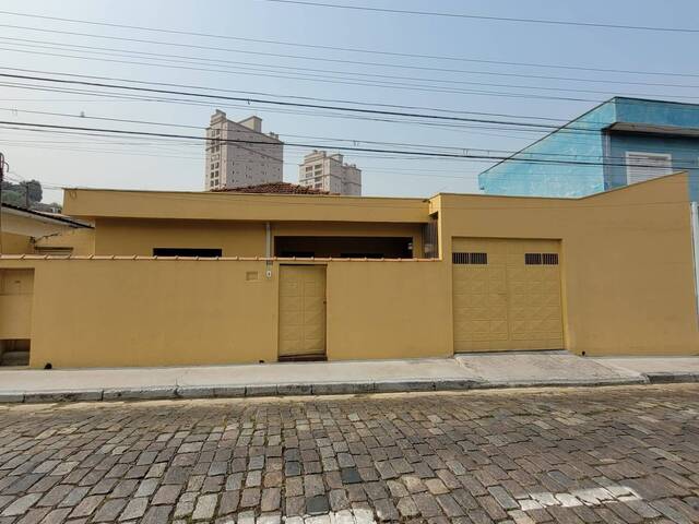 Casa para Locação em Jacareí - 2