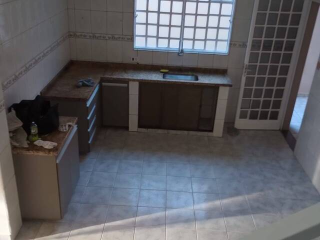 Casa para Venda em São José dos Campos - 5