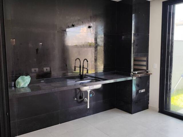 Casa em condomínio para Venda em Jacareí - 4