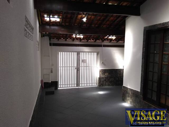 Casa para Venda em Jacareí - 3