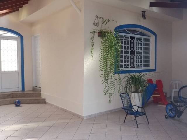 Casa para Venda em Jacareí - 3