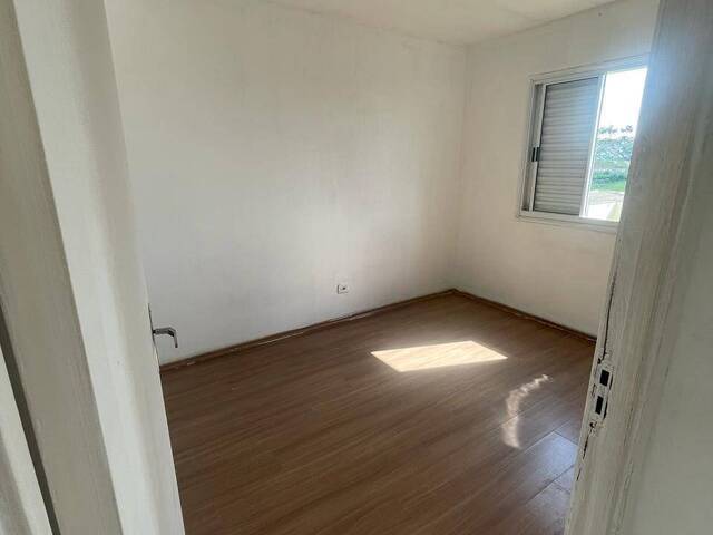 Apartamento para Venda em Jacareí - 4