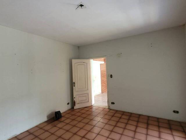 Casa para Venda em Jacareí - 5