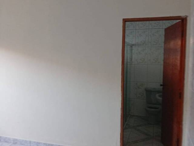 Casa para Locação em Jacareí - 4
