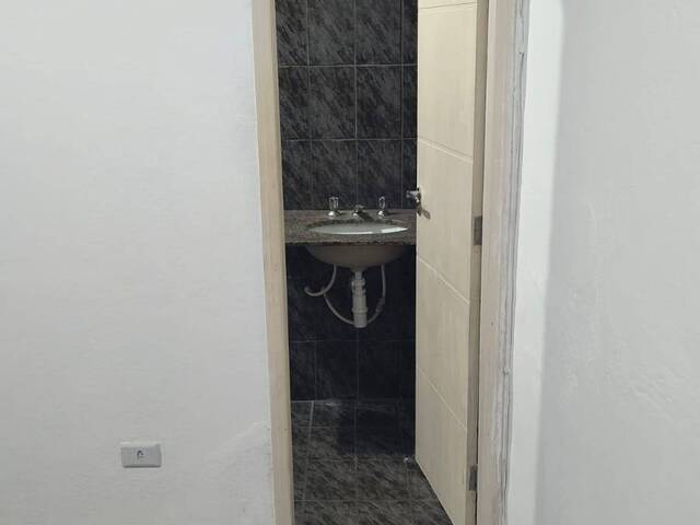Casa para Locação em Jacareí - 5